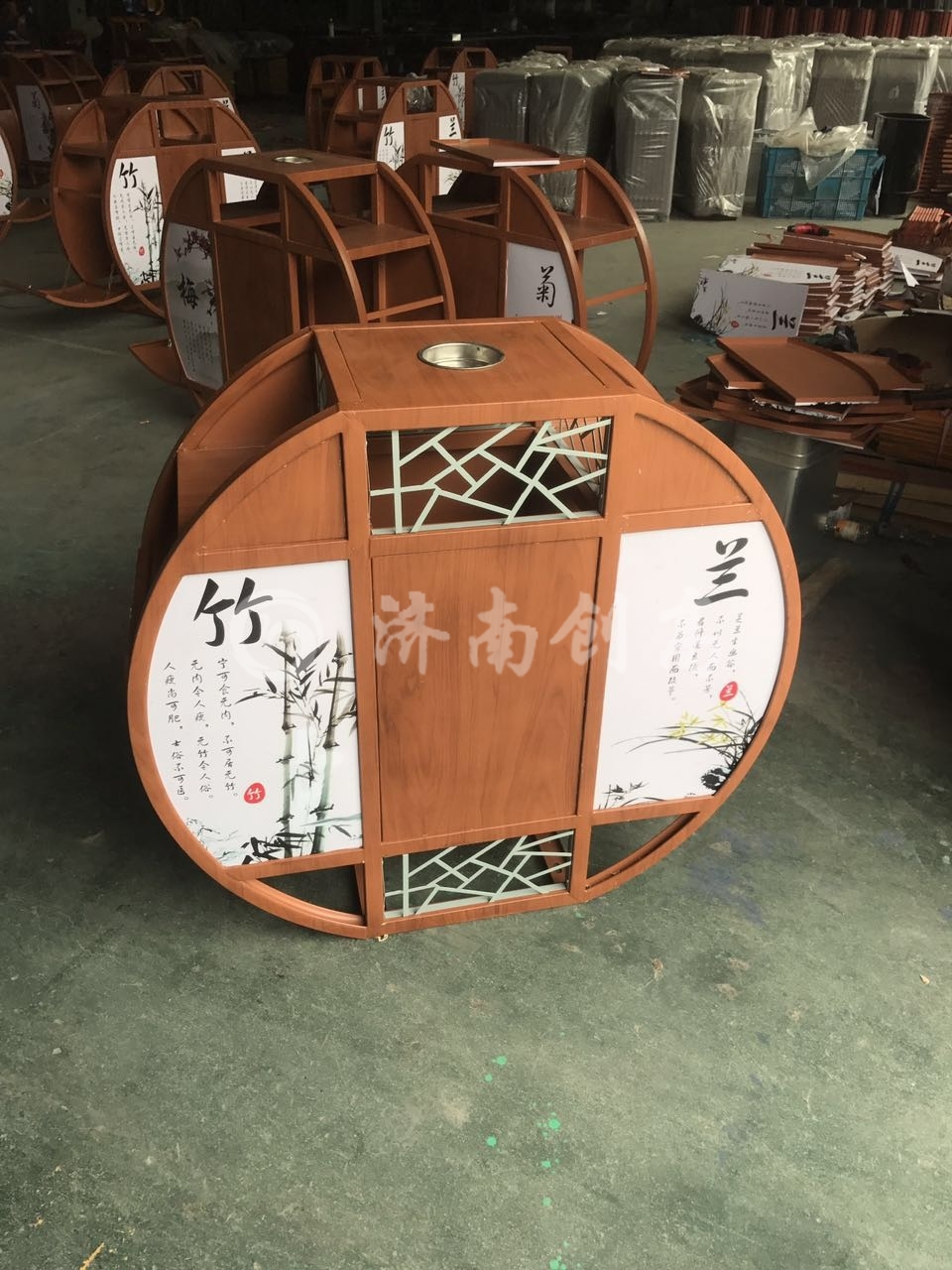 垃圾桶